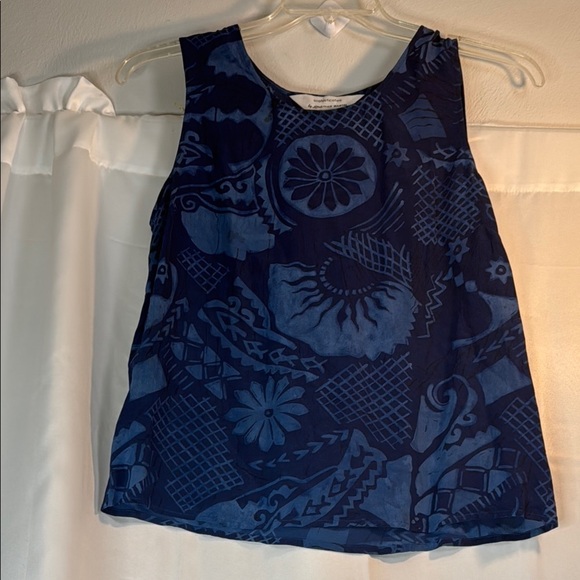 Jonathan Martin Navy Blue Patterned Sleeveless Top - Picture 2 of 6